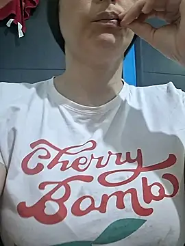 Snapshot of vaneza1999 chatting on October 24, 9:55 pm vaneza1999 online show from October 24, 9:55 pm