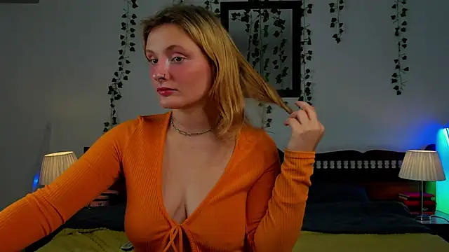 Ariana Spring online show from September 11, 2:22 am