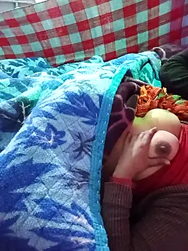 Snapshot of Sonabhabhi96 chatting on November 26, 4:52 pm Sonabhabhi96 online show from November 26, 4:52 pm