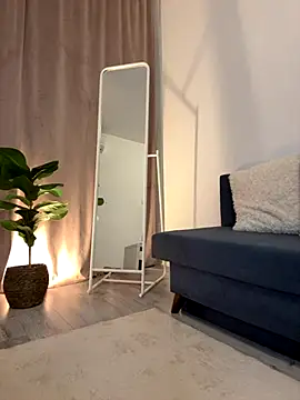 Sandra Jo online show from November 27, 8:27 am