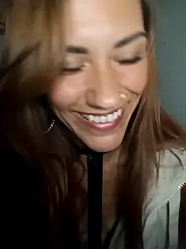 Snapshot of SlimBellaa chatting on September 13, 11:15 pm SlimBellaa online show from September 13, 11:15 pm