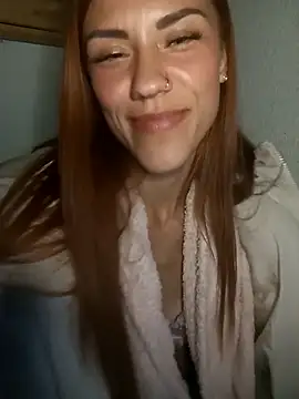 Snapshot of SlimBellaa chatting on September 17, 8:54 pm SlimBellaa online show from September 17, 8:54 pm