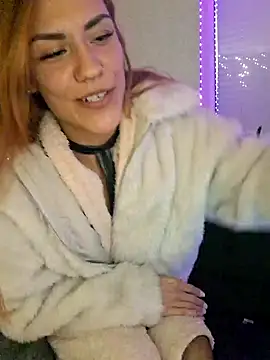 Snapshot of SlimBellaa chatting on October 11, 9:35 pm SlimBellaa online show from October 11, 9:35 pm