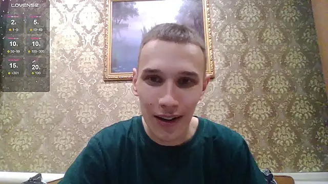 your   honeyy online show from October 28, 9:13 am