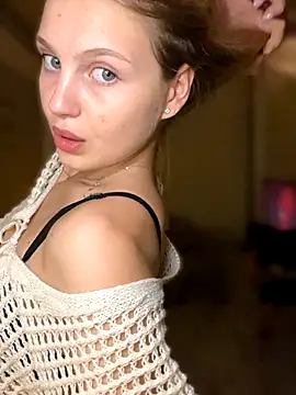 Emaline Fane online show from October 5, 5:11 pm