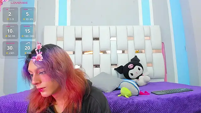 MilkWhore1 online show from October 17, 8:55 pm