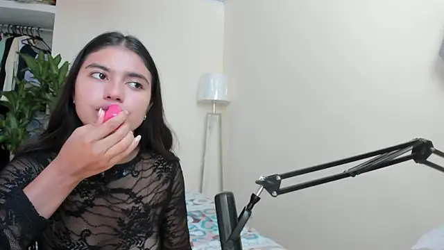 ikaweri online show from October 23, 3:00 pm