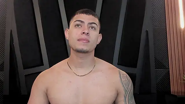 marco garciia  online show from September 18, 11:18 pm