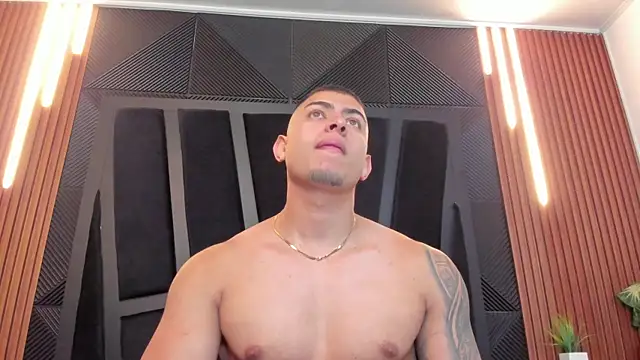 marco garciia  online show from September 20, 11:17 pm