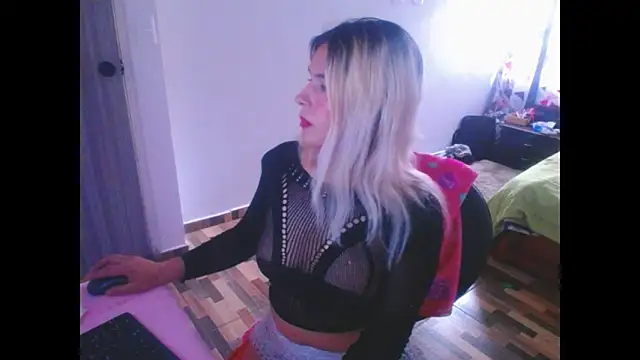 mystica 25 online show from October 25, 3:18 pm