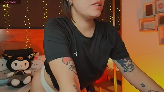 hanna kimura online show from November 13, 2:54 am