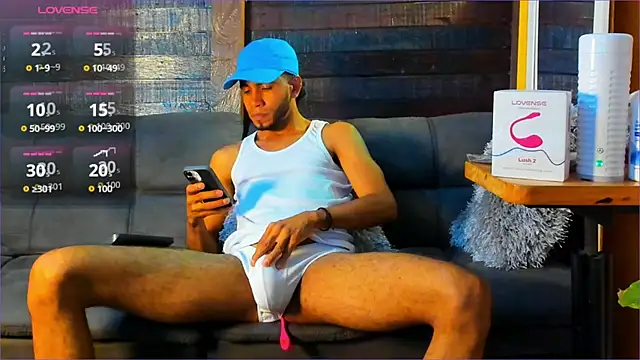 Alex bigcock11  online show from September 23, 3:42 am