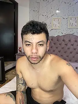 Snapshot of DayanaDG chatting on September 12, 2:33 am DayanaDG online show from September 12, 2:33 am