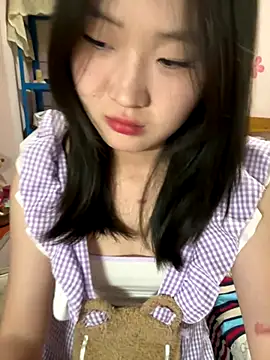 Snapshot of CoCo-s chatting on November 30, 10:08 am CoCo-s online show from November 30, 10:08 am