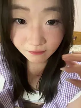 Snapshot of CoCo-s chatting on December 14, 6:56 pm CoCo-s online show from December 14, 6:56 pm