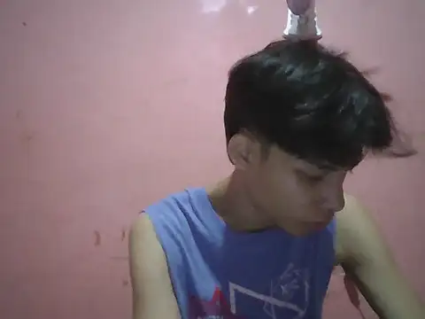 Snapshot of Kyoshi_19 chatting on October 10, 9:41 am Kyoshi 19 online show from October 10, 9:41 am