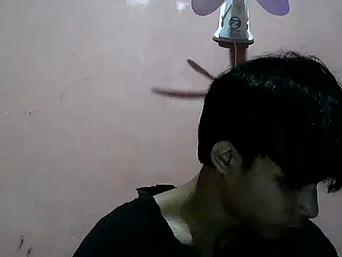 Snapshot of Kyoshi_19 chatting on November 7, 9:31 am Kyoshi 19 online show from November 7, 9:31 am