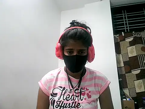 Snapshot of Aarohi_An chatting on November 29, 3:48 pm Aarohi An online show from November 29, 3:48 pm