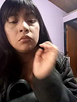 Dulce Pettit online show from October 27, 12:53 pm