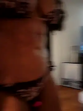 Caramel Lights online show from October 16, 2:45 am