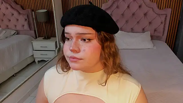 Snapshot of Maxxxine1 chatting on September 23, 12:24 am Maxxxine1 online show from September 23, 12:24 am