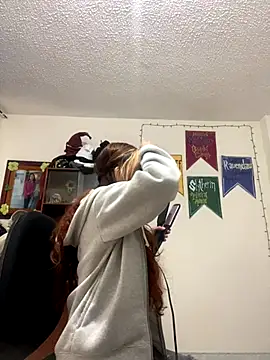 Snapshot of Sallem_Pink chatting on October 17, 5:04 pm Sallem Pink online show from October 17, 5:04 pm