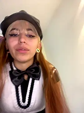 Snapshot of Sallem_Pink chatting on October 27, 10:25 pm Sallem Pink online show from October 27, 10:25 pm