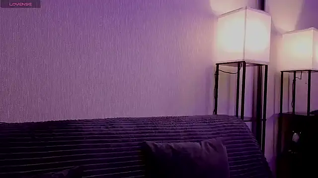 kara liffe online show from December 2, 1:11 am