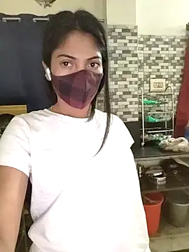 Snapshot of priya_26 chatting on November 15, 7:05 am priya 26 online show from November 15, 7:05 am