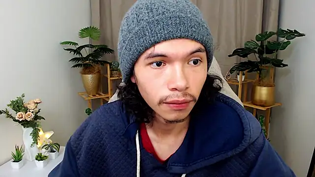 Snapshot of Xoxo_Smiles chatting on November 30, 11:03 am Xoxo Smiles online show from November 30, 11:03 am