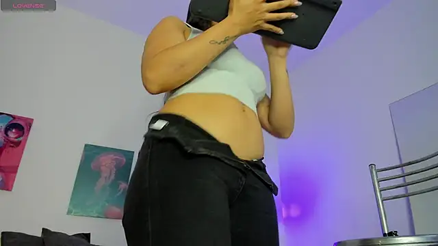 malthe 022 online show from October 9, 6:39 pm