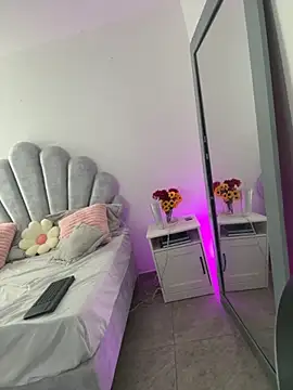 emma-conti2 online show from October 18, 2:07 pm