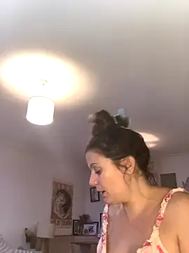 Joosie Jae online show from September 10, 5:13 pm