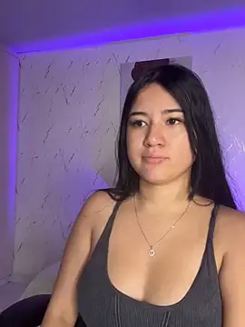 Snapshot of chloekitty69 chatting on October 27, 11:14 am chloekitty69 online show from October 27, 11:14 am