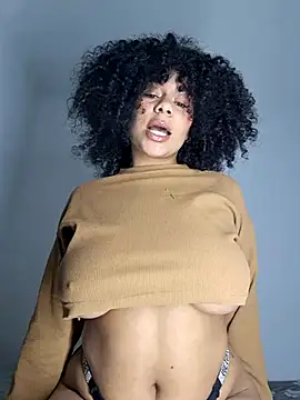 Snapshot of Yerystar chatting on October 11, 9:35 pm Yerystar online show from October 11, 9:35 pm