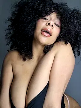 Snapshot of Yerystar chatting on October 13, 9:48 pm Yerystar online show from October 13, 9:48 pm