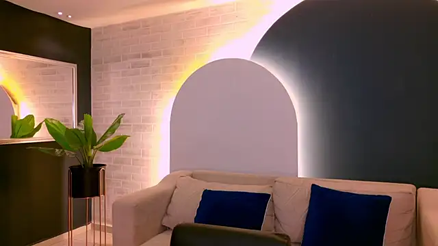 AgathaKondo  online show from November 14, 8:40 pm