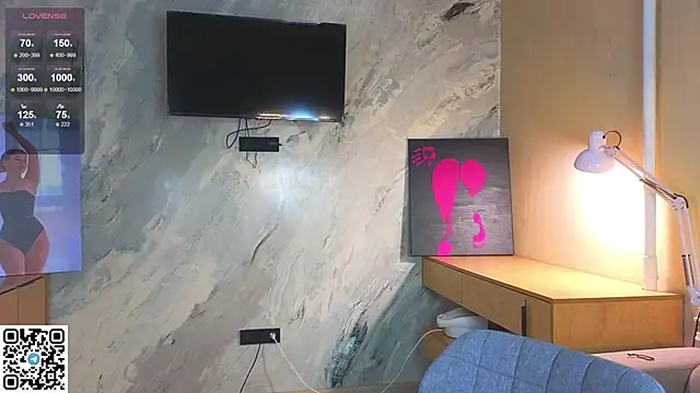 Snapshot of miss_bubbles_ chatting on October 30, 12:45 am miss bubbles online show from October 30, 12:45 am