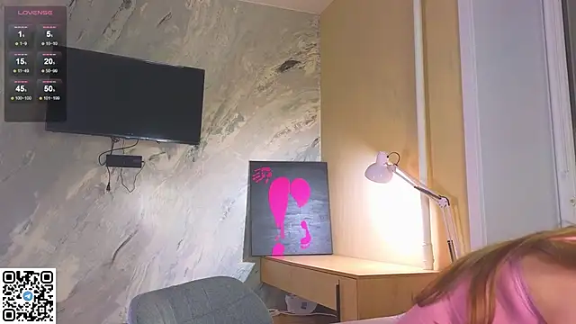 Snapshot of miss_bubbles_ chatting on November 13, 12:42 am miss bubbles online show from November 13, 12:42 am