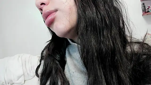 snow doll online show from October 24, 7:54 pm