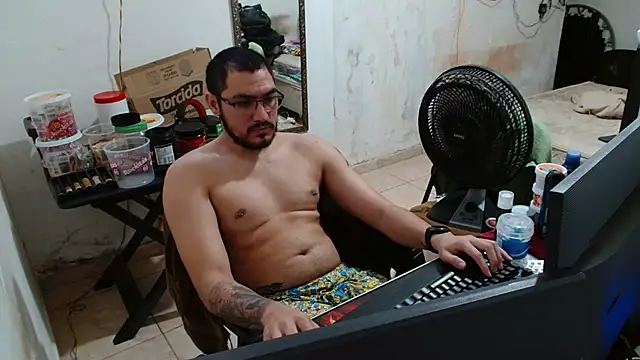 Leonino231 online show from October 19, 7:14 pm