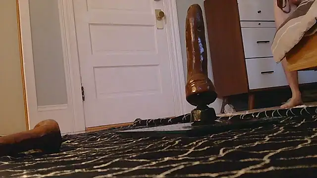 hungbottom603 online show from September 19, 10:54 pm