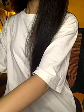 Nhinhi18 online show from October 8, 3:31 pm