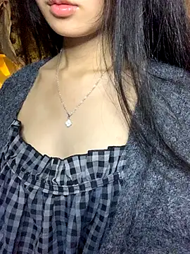 Nhinhi18 online show from November 14, 5:11 pm