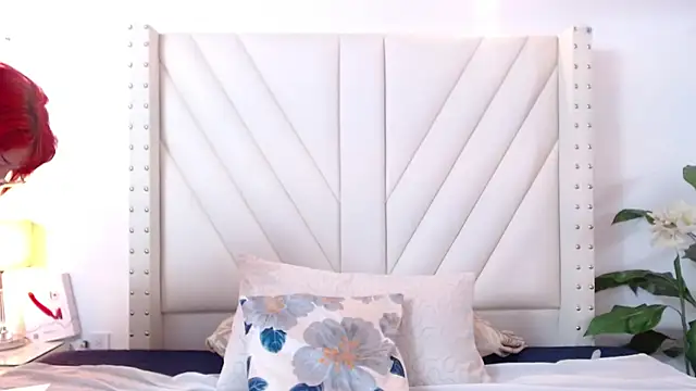 Ronnetemalbec online show from December 18, 12:44 pm