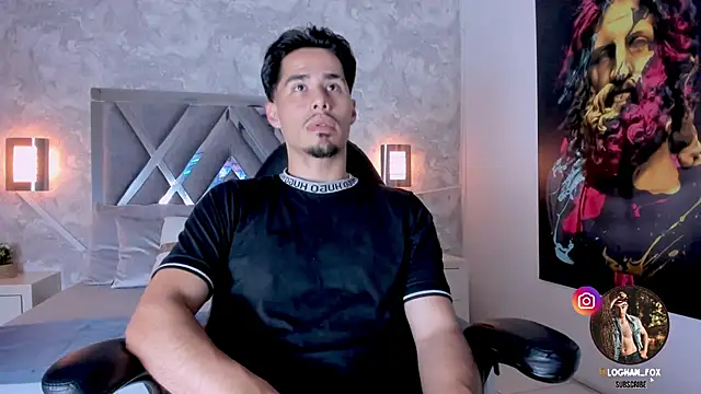 loghan fox online show from October 31, 4:13 am