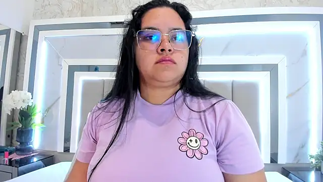 melodycharlotte online show from October 28, 12:30 pm