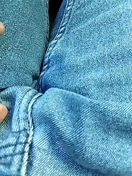 Snapshot of Ajayy01 chatting on September 18, 1:35 pm Ajayy01 online show from September 18, 1:35 pm