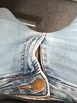 Snapshot of Ajayy01 chatting on December 3, 11:19 am Ajayy01 online show from December 3, 11:19 am