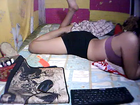 JuicyPussy4u online show from September 11, 8:36 am